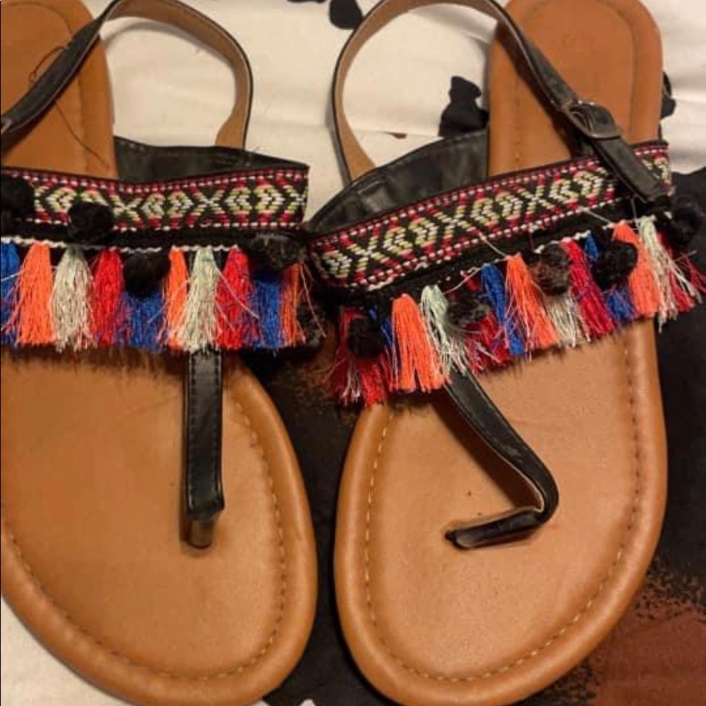 Women’s sandals